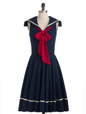 Modcloth Rock Steady "Sea Shanty Singing" sailor dress Size M